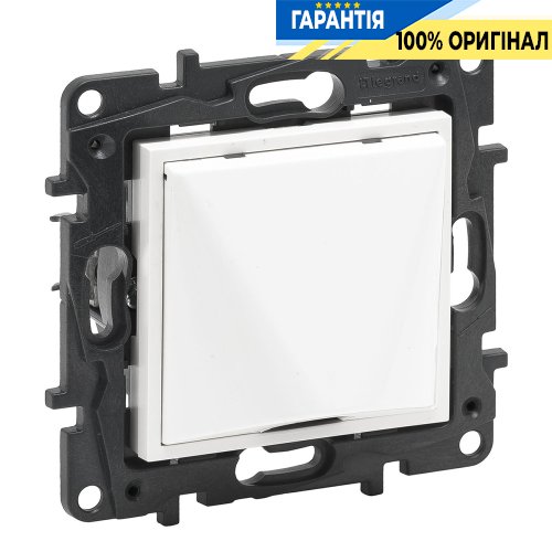 Вывод кабеля с фиксатором IP21 Legrand Niloe Step 863129, белый