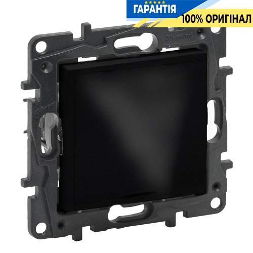 Вывод кабеля с фиксатором IP21 Legrand Niloe Step 863529, черный