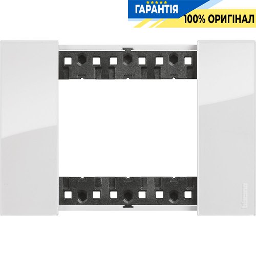 Декоративна рамка Bticino Living Now (3 модулі), колір лід KA4803DW