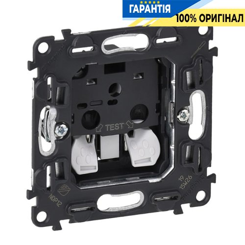 Механизм розетки без заземления со шторками, Legrand in'Matic 753016, самозажимные клеммы