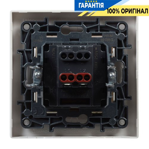Переключатель 1-кл перекрестный 10А, винтовые клеммы, Legrand Niloe Step 863107, белый
