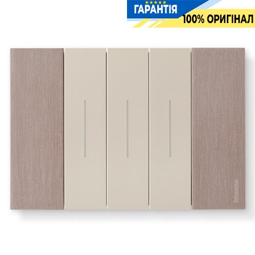 Декоративна рамка Bticino Living Now (3 модулі), колір мідь KA4803ZM