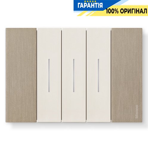 Декоративная рамка Bticino Living Now (3 модуля), цвет золото KA4803ZW